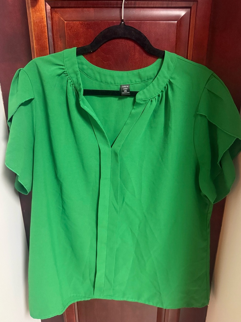 NWOT SHEIN Curve Flutter Sleeve Blouse Green 1XL